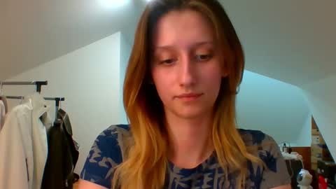 L U N A  online show from February 12, 4:11 pm