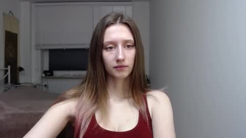 L U N A  online show from January 16, 6:33 am