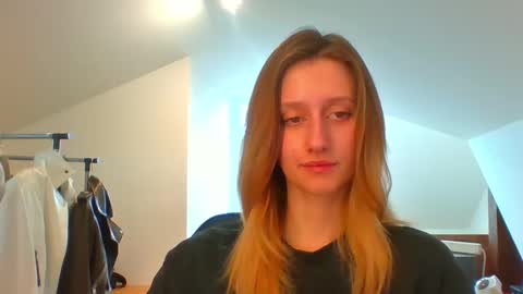 L U N A  online show from February 26, 11:11 am