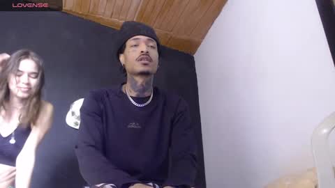 luna_y_anaconda online show from May 19, 12:56 pm