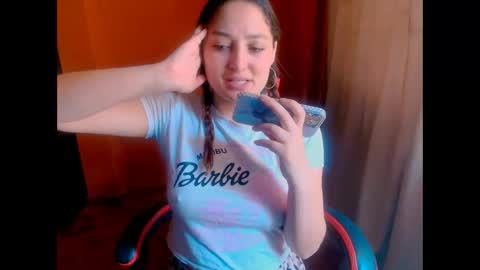 lunaa_m_ online show from March 26, 3:06 pm