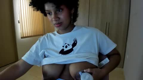 lunabelu_xr online show from October 18, 3:38 pm