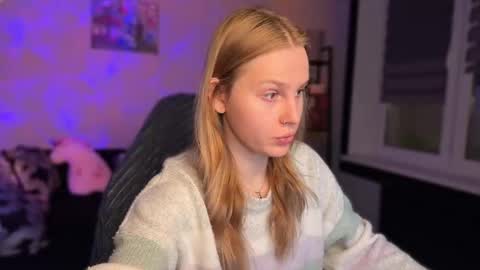 Britney online show from November 26, 9:22 pm