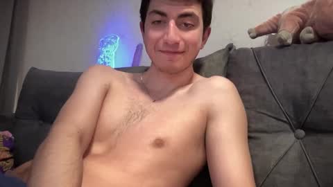 Snapshot of lunamalpica chatting on December 27, 10:05 pm LunaPica online show from December 27, 10:05 pm