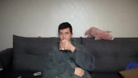 Snapshot of lunamalpica chatting on December 27, 5:20 am LunaPica online show from December 27, 5:20 am