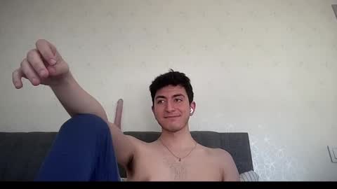 Snapshot of lunamalpica chatting on February 14, 12:57 pm LunaPica online show from February 14, 12:57 pm