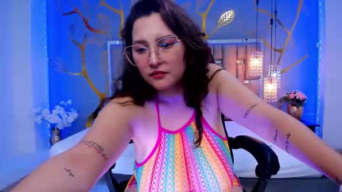 Snapshot of lunapleasure_ chatting on October 16, 6:02 am Luna online show from October 16, 6:02 am