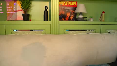 Michelle.       Fansly in Bio online show from March 4, 4:31 am