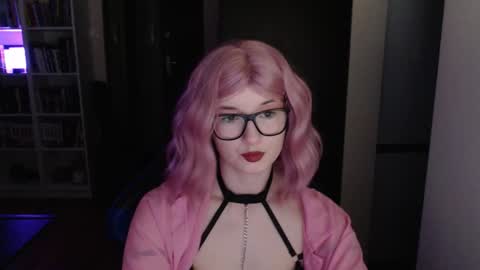 LunaXcherry online show from March 25, 7:09 pm