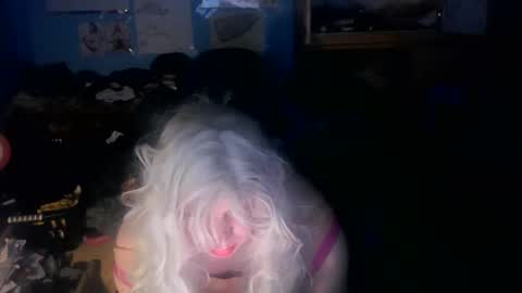 LunaXXX online show from May 27, 3:03 am