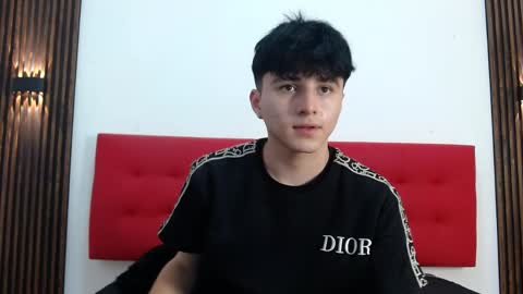 lunaydream online show from April 14, 4:43 pm