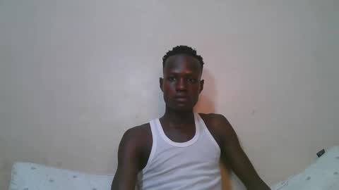 luoislove online show from April 4, 6:26 pm