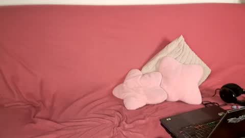 Luros Modasy online show from February 5, 8:35 pm