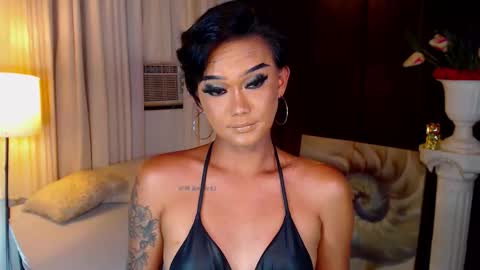 AdriannaFowks online show from April 11, 7:13 am
