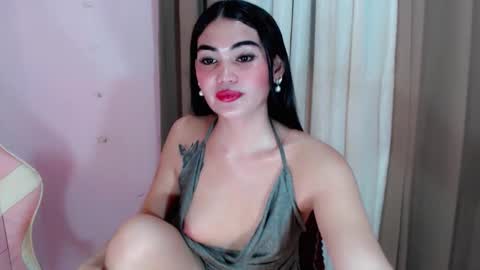 lustyseraphina online show from March 4, 11:46 pm