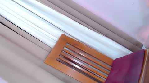 lustyseraphina online show from November 2, 6:13 am