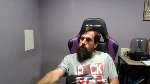 Luv2likslit online show from October 29, 8:16 am