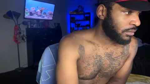 luverboi online show from December 4, 2:36 am