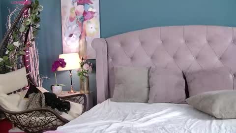 Luviahh  online show from June 10, 10:58 am