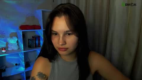 Snapshot of luvmeeow chatting on September 25, 12:06 am Ann online show from September 25, 12:06 am