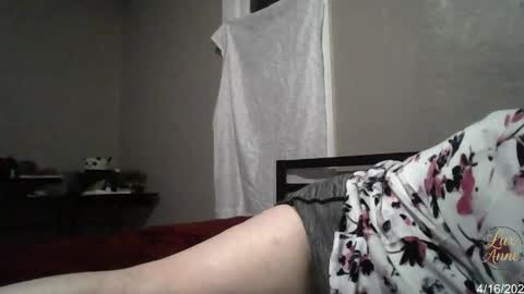 Lux anne online show from April 16, 4:34 am