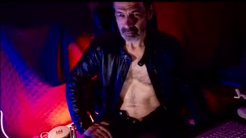 Im a   -  CAMGUY YOU  LIKE to FUCK online show from February 18, 12:10 am