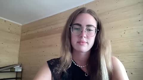 Katie online show from June 10, 10:58 am