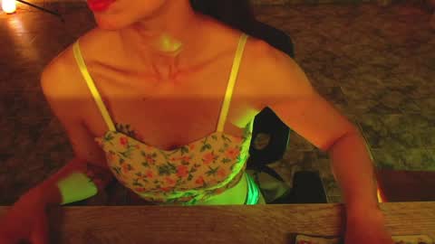 Liss online show from April 5, 2:30 am