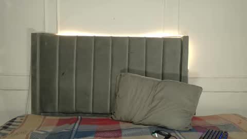 Tommy and Polly online show from February 10, 9:40 pm