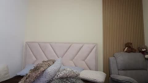 lya_aron_couple online show from June 22, 5:20 pm