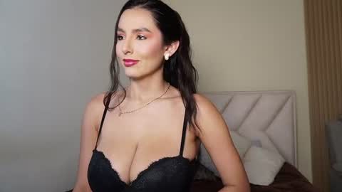 lya_aron_couple online show from June 20, 4:24 pm