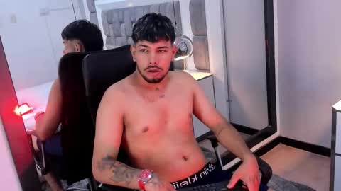 lyam_saenz online show from November 9, 1:09 am