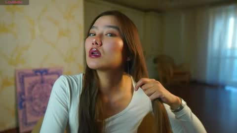 hi im Lyle online show from March 18, 3:56 am