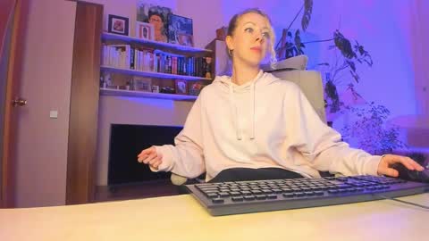 Lylith Skye NO NUDE model online show from April 19, 6:10 pm