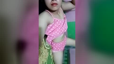 Lyly online show from July 18, 8:55 pm