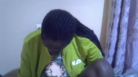 lyn_anna online show from January 16, 8:45 am