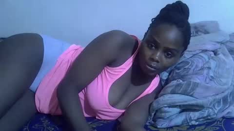 lyn_anna online show from March 26, 6:08 am