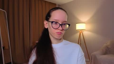 Sara online show from January 11, 4:35 pm