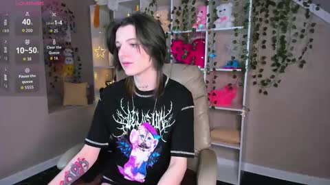 Lynn online show from November 28, 1:13 am