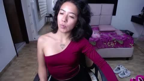 lynn_turner_ online show from March 29, 1:13 pm