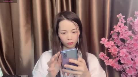 Snapshot of lynnalltop_165_keke chatting on October 15, 7:53 am lynnalltop_165_keke online show from October 15, 7:53 am