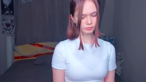 Cozy Lynns room online show from November 14, 10:06 am