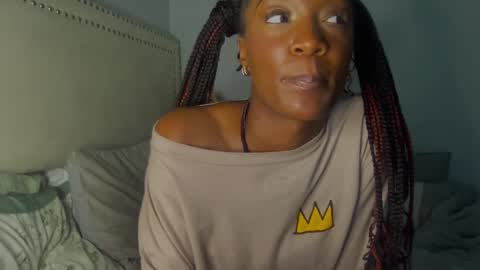 IVYGold online show from December 13, 1:26 am