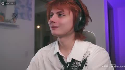 Lyodass online show from December 21, 10:38 pm