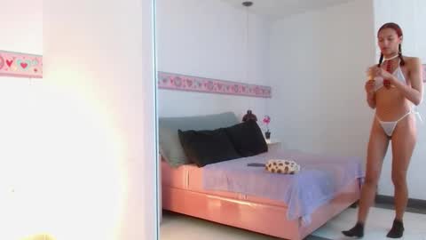 LYRA online show from December 4, 7:50 pm