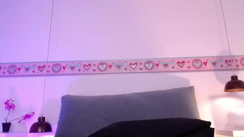 LYRA online show from December 26, 10:52 pm