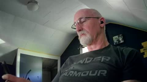 mac8181 online show from May 17, 8:29 pm