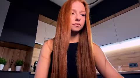 Nicole online show from July 11, 12:15 am
