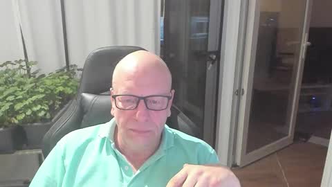 Andy online show from January 18, 5:38 am