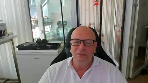 Andy online show from July 16, 6:06 am